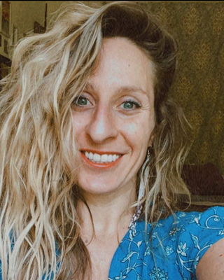 Nadia Campitelli Expressive Arts Therapist profile image